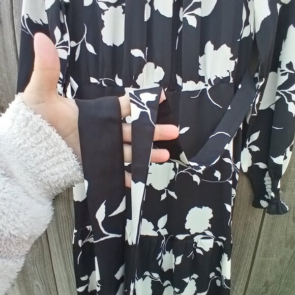 KARMI LABEL Dress Womens Size M Black Floral Print Halter Tie Waist New Slim New - Picture 13 of 15